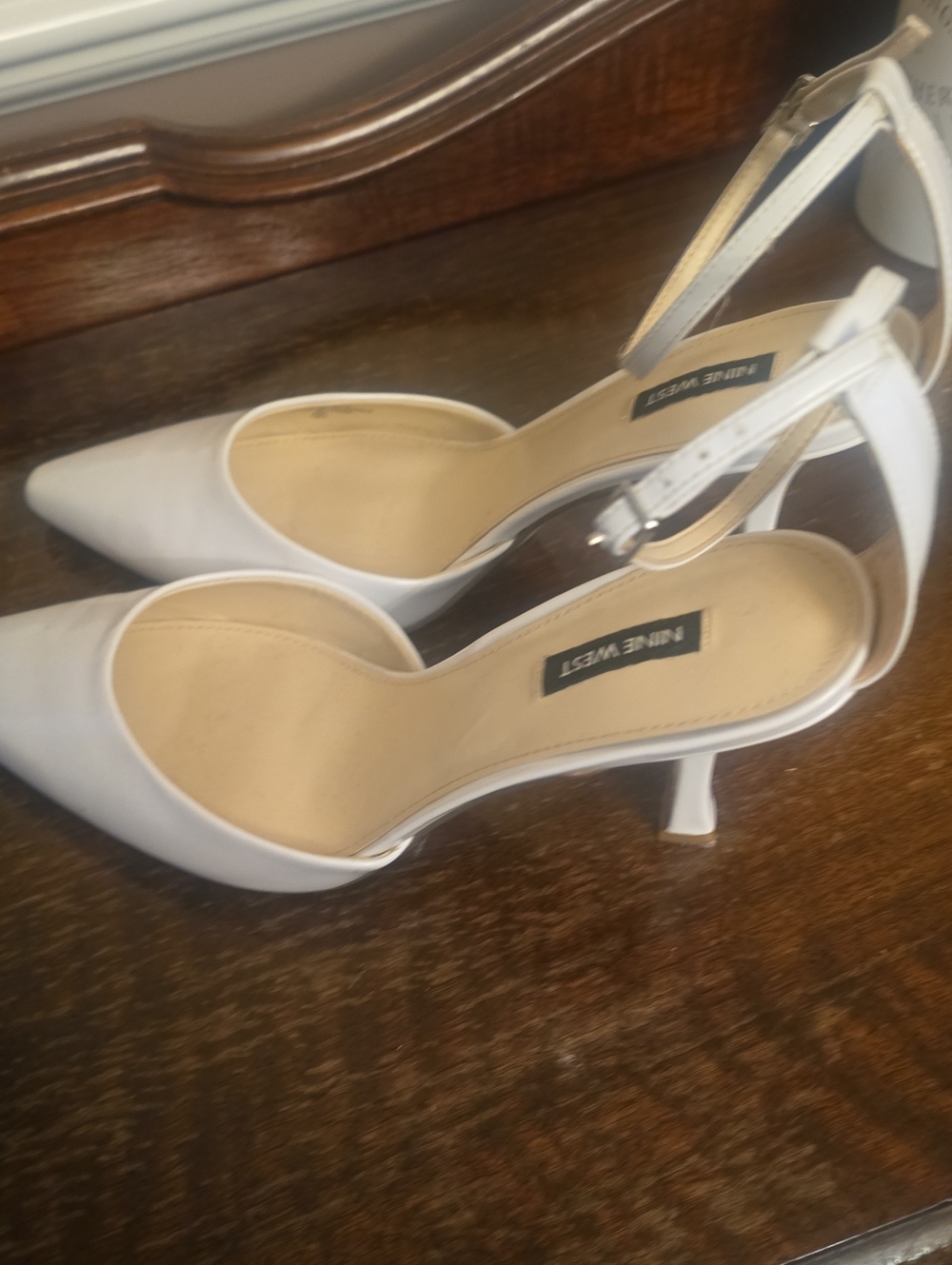 Nine West White Pointed Slingback Kitten Heels